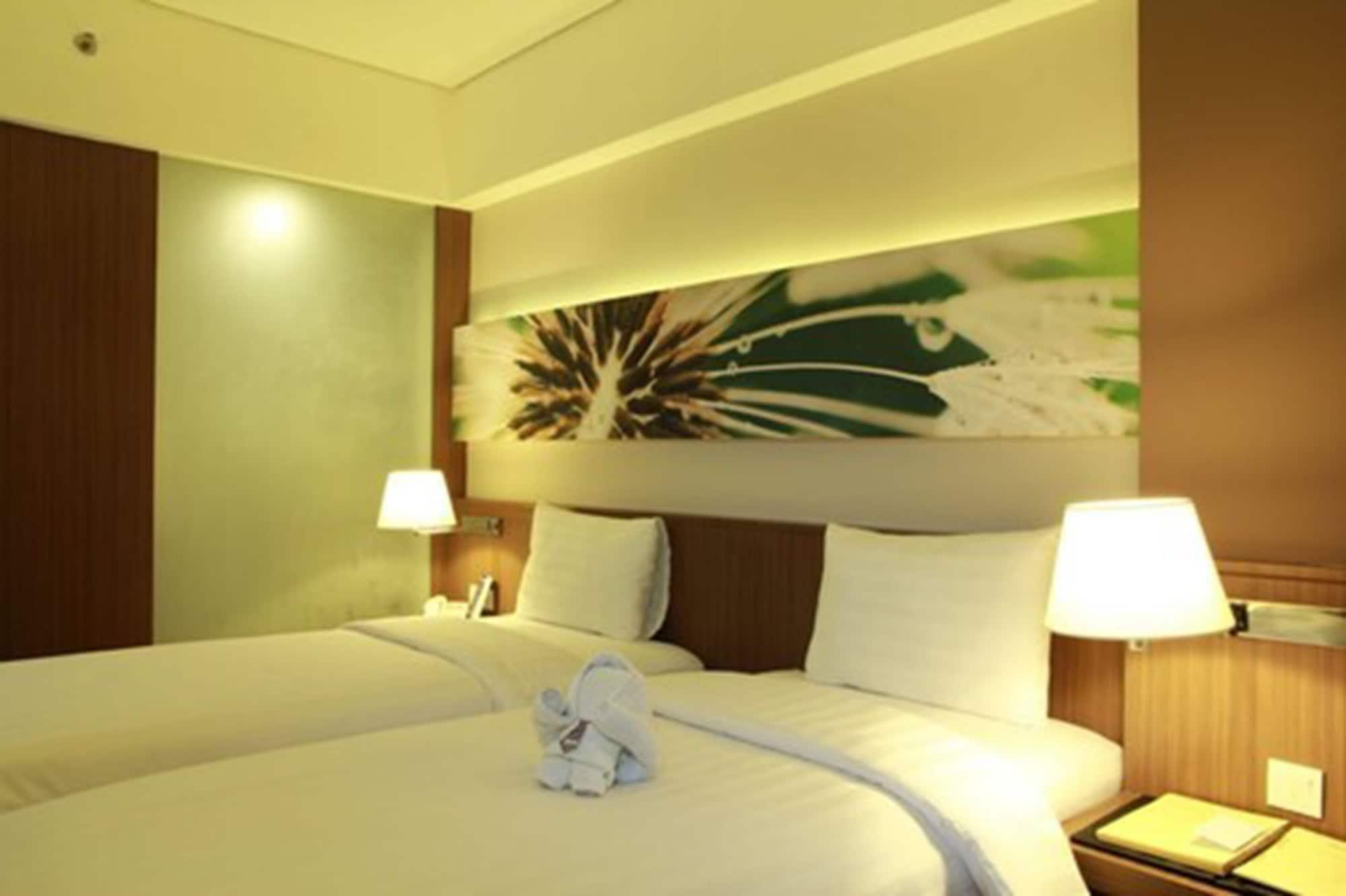 Soll Marina Hotel Serpong Εξωτερικό φωτογραφία